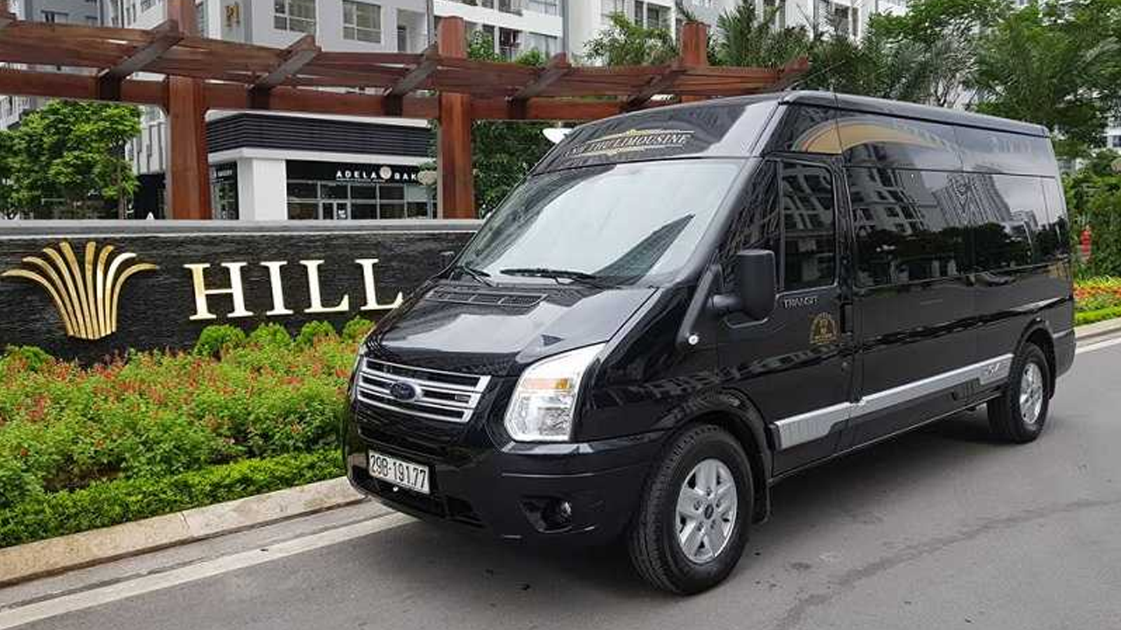 Bảng giá thuê xe du lịch Limousine VIP 9 chỗ tại Sóc Sơn Hà Nội mới nhất 